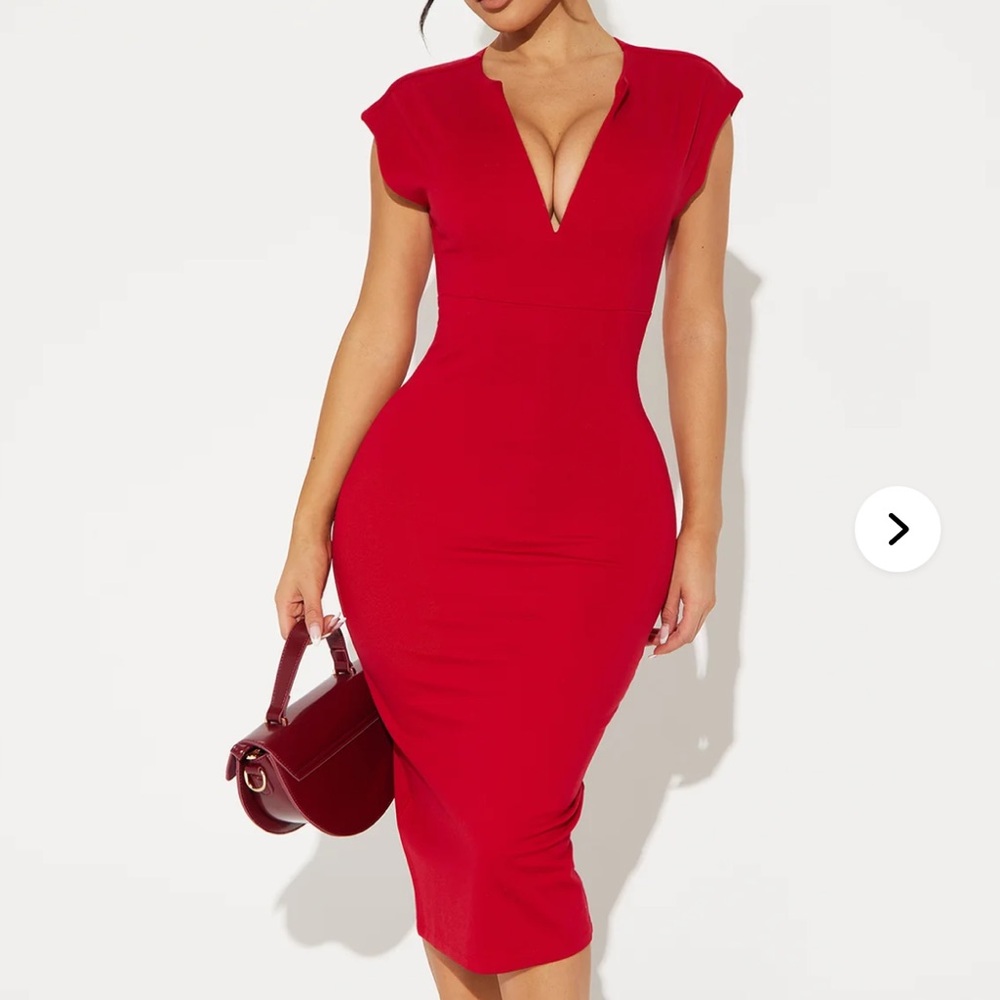 CEO Moves Body Sculpting Midi Dress - Red